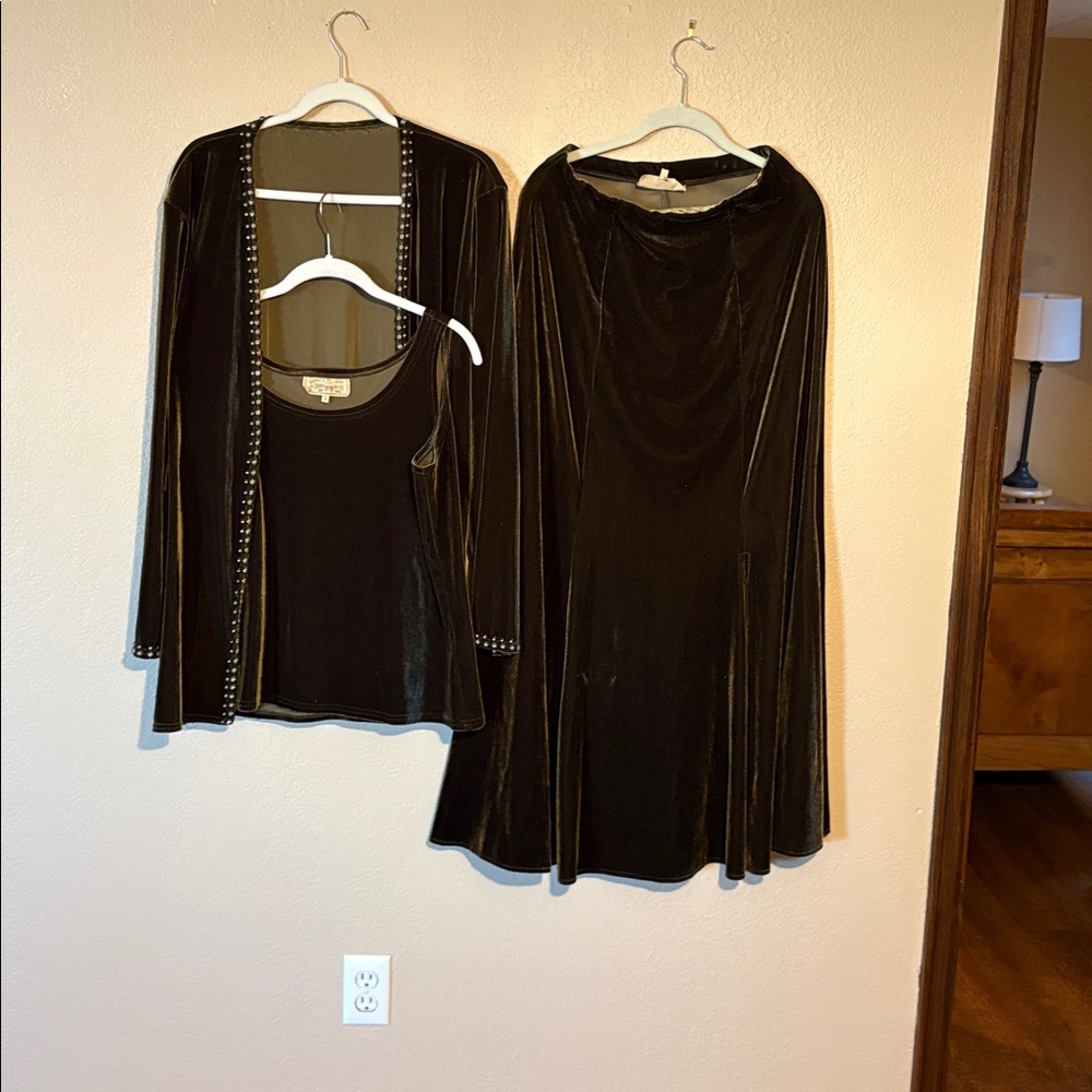 Vintage Double D Ranch Slate green velvet and silver embellishment 3 piece.